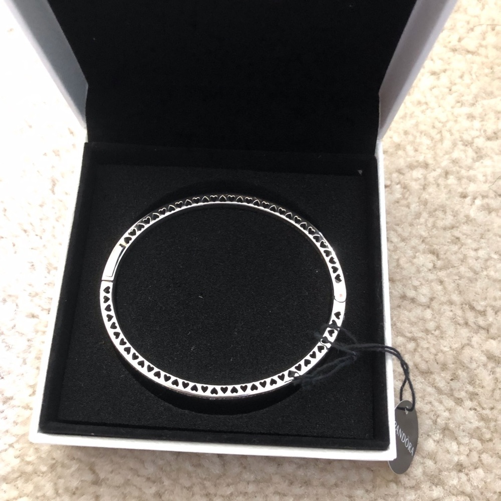 Pandora Radiant Hearts bangle (retired)